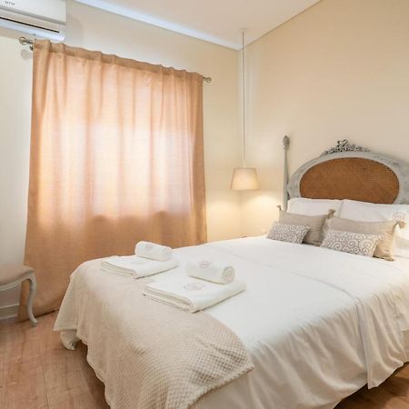 شقة Gaya Avenue Flats - Elegant Contemporary Flats With Balcony فيلا نوفا دي غايا المظهر الخارجي الصورة